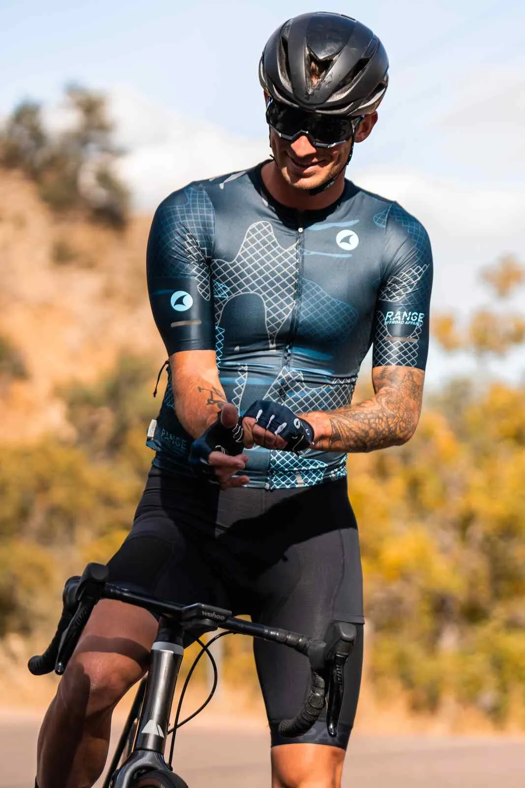 Ascent Gloves Outlet