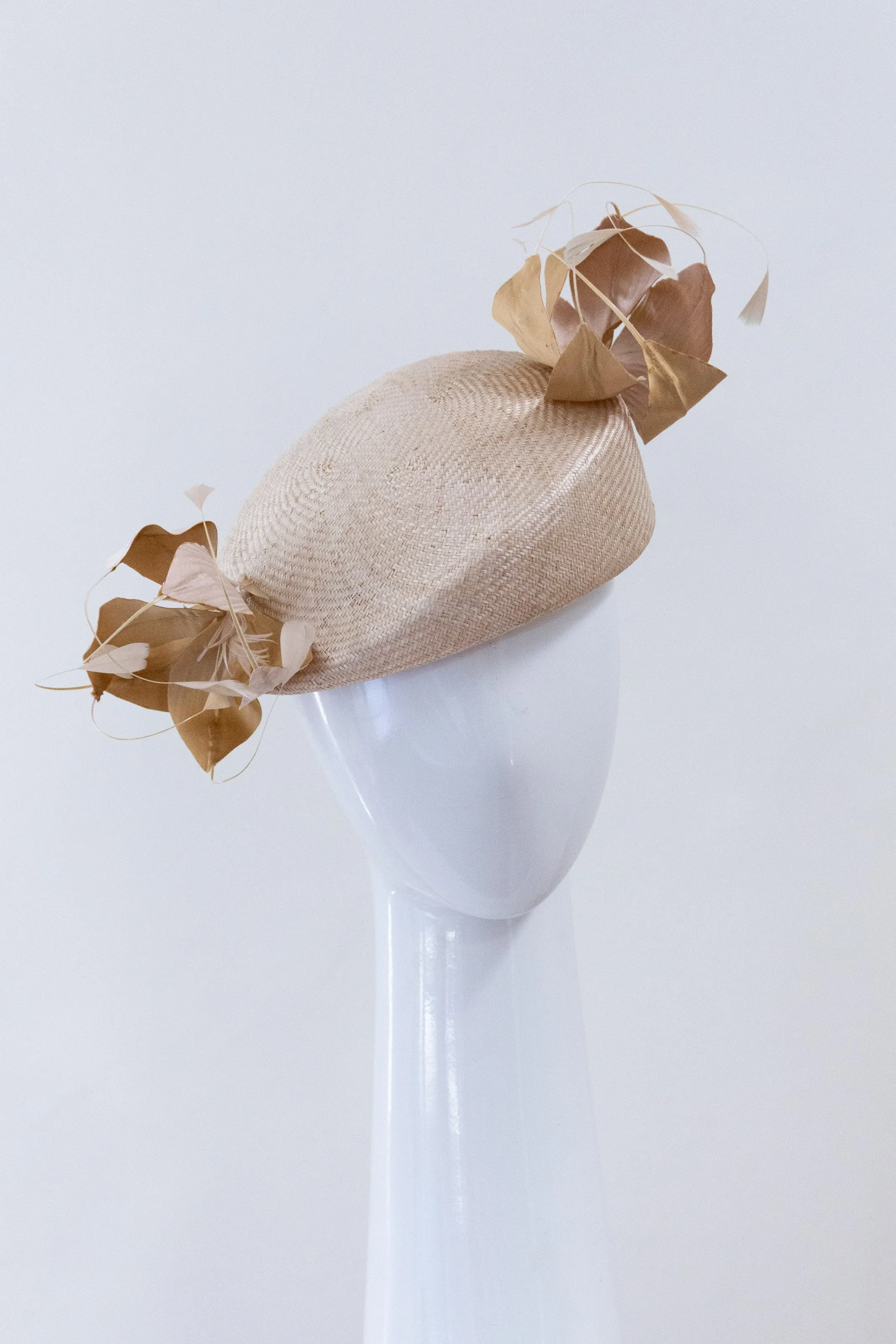 Beret in Beige Tones with Gold silk Flowers