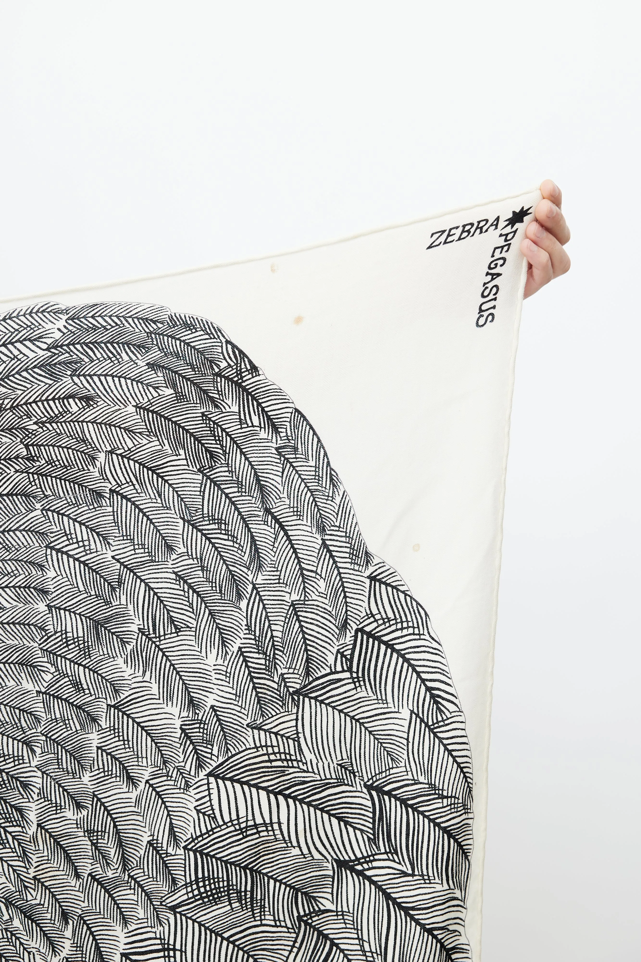 Black & Cream Cashmere Pegasus 140 Print Shawl