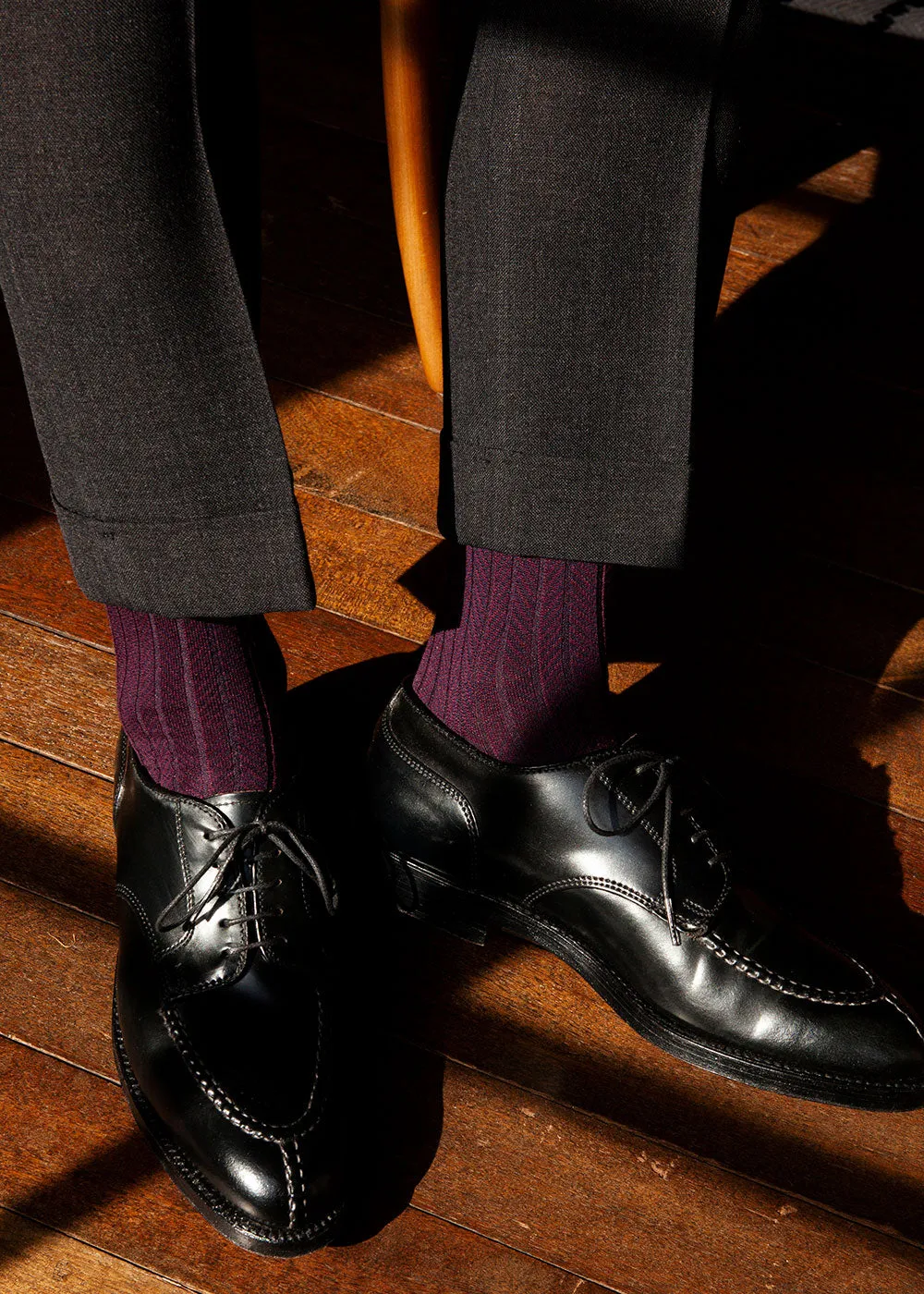 Men's Herringbone Socks - Burgundy & Navy