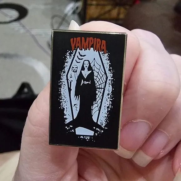Metal Enamel Lapel Pin | Vampira Halloween