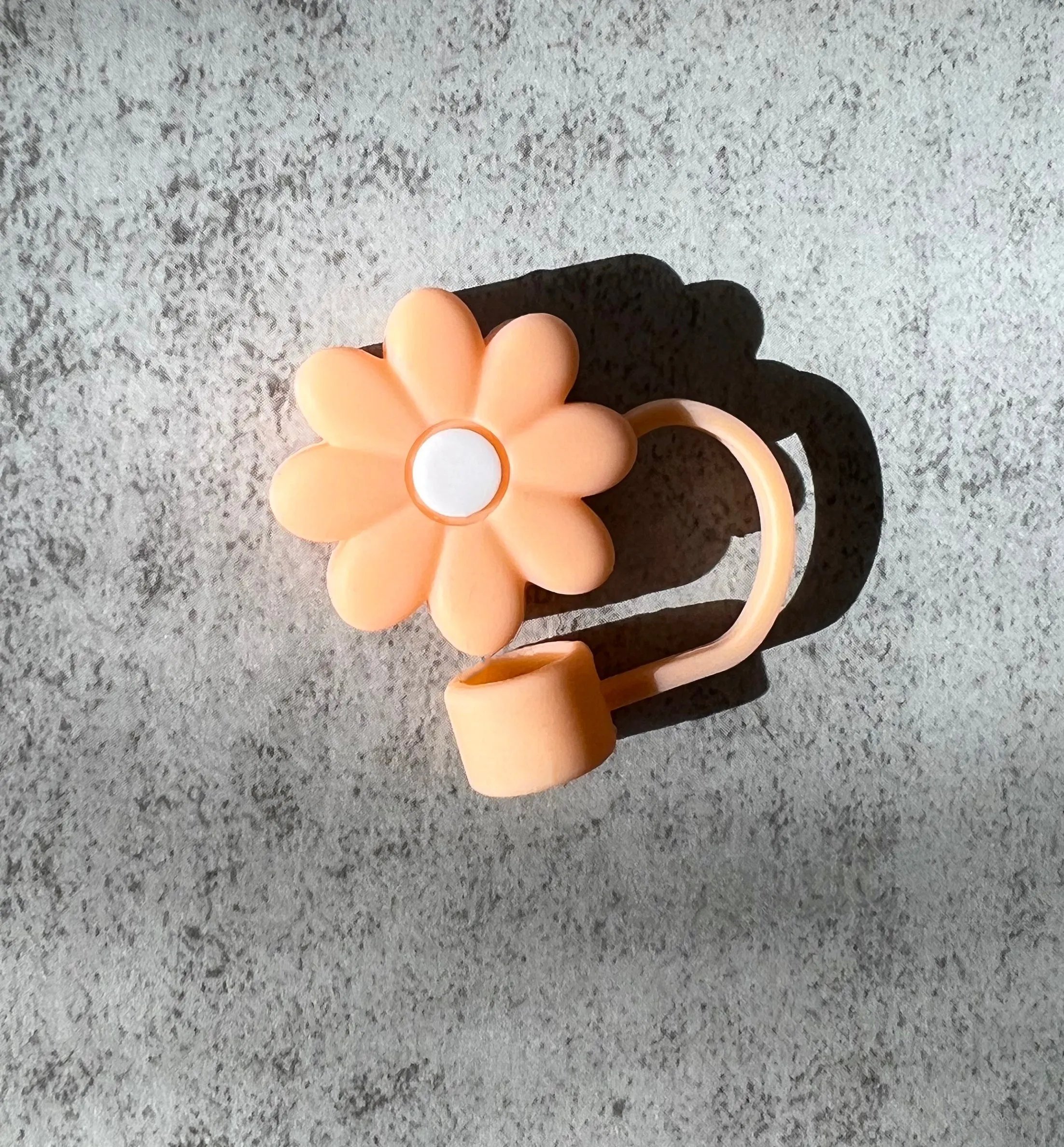 Straw Cover Flower