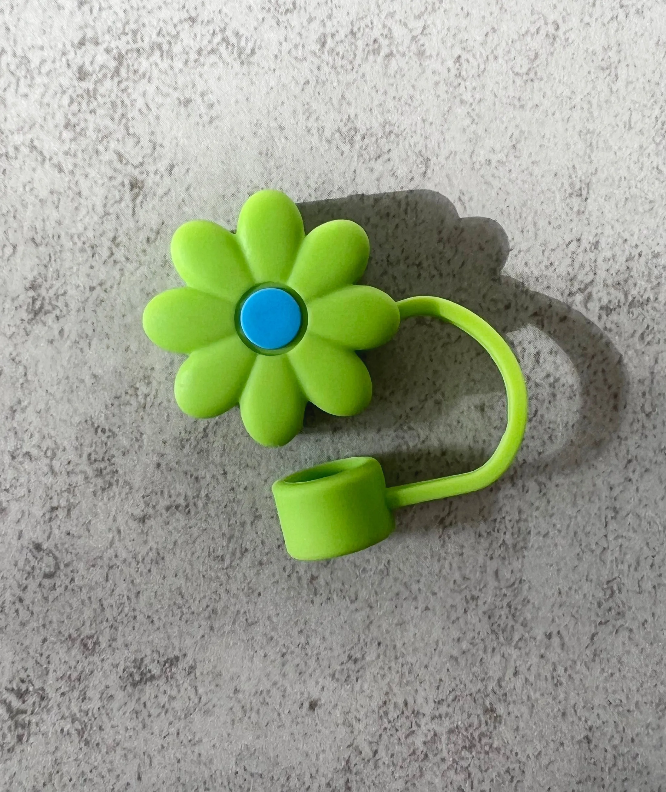 Straw Cover Flower
