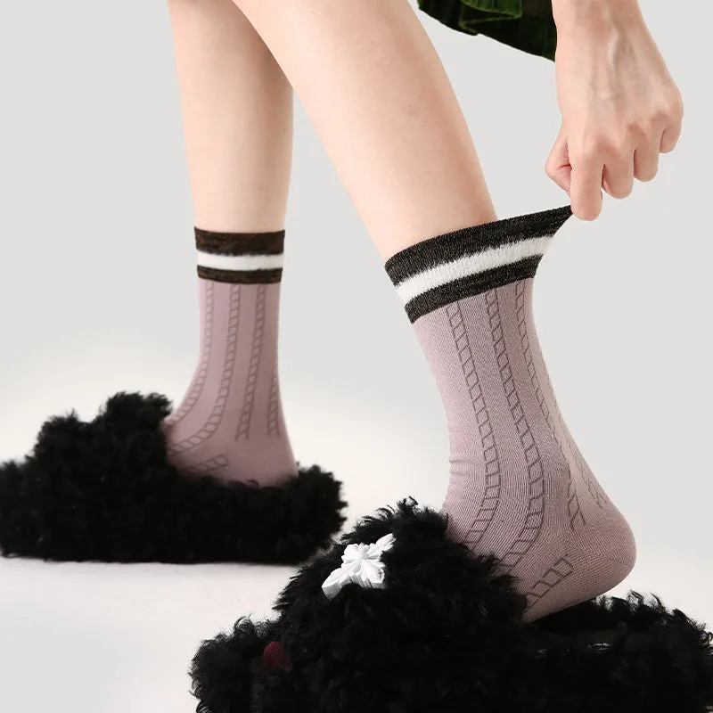 Sweetnana Contrast-Color Trendy Crew Socks Preppy British Style, Stripe Women's Warm Socks for Autumn/Winter.