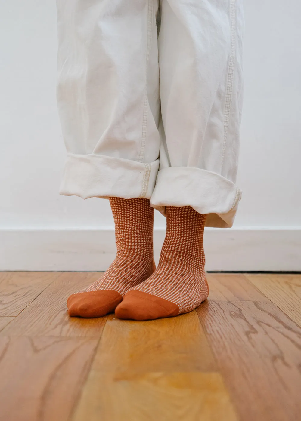 Women's Houndstooth Socks - Orange & Ivory